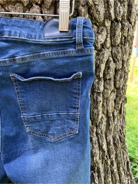 ⭐️Resfeber Skinny Boyfriend Jean in size 10